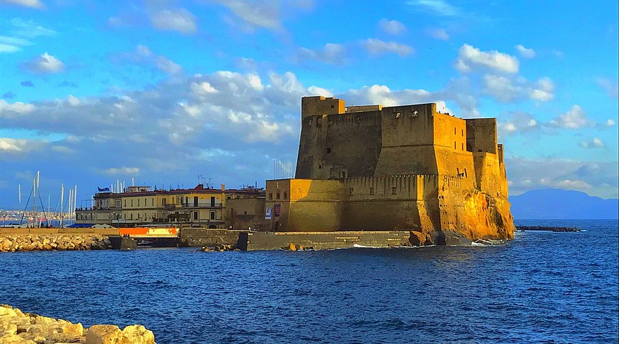 castel dell ovo